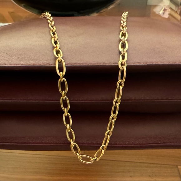 Limited edition Celine Clasp Gold Chain Shoulder Bag Burgundy Leather Vintage - Picture 5 of 12